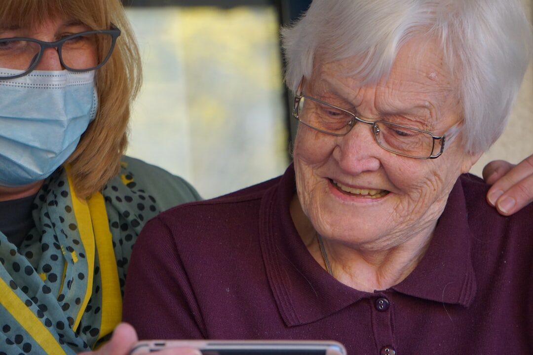senior using tablet